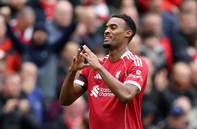Hrafenberch đã ghi bàn cho 5 ở Premier League mùa này, lập kỷ lục ghi nhiều bàn thắng nhất giải đấu trong một mùa giải trong sự nghiệp