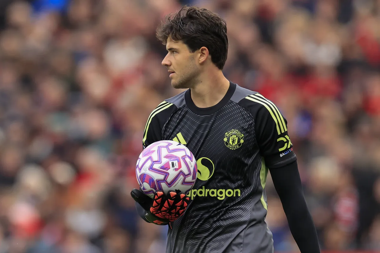 Đánh giá sau trận đấu của các cầu thủ Manchester United: Lamenz có điểm cao nhất với 8 và Zirkzee có điểm thấp nhất với 4