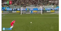 Hiếm! Olise ghi bàn nhưng khi Kane thực hiện quả phạt đền, anh trượt chân và trượt bóng! Bayern vẫn 0-0 Wolfsburg