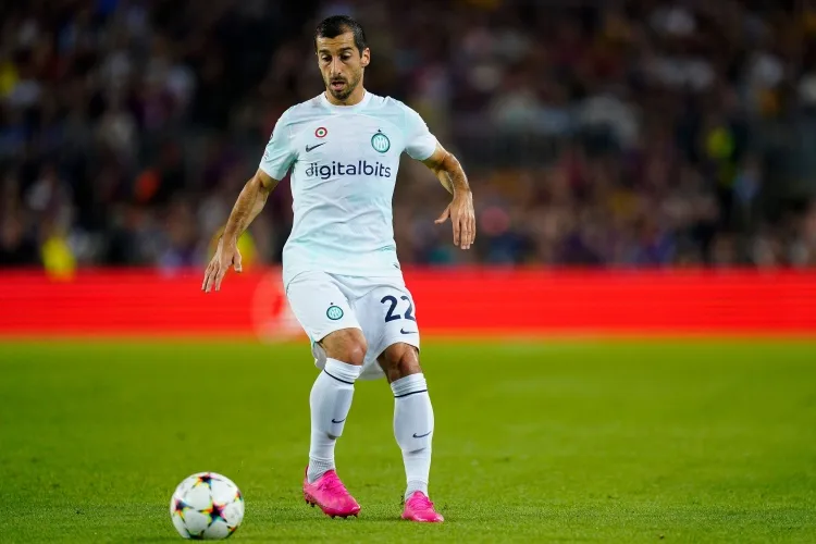 Mkhitaryan: Các đồng đội ở Inter Milan đã cho phép tôi tiếp tục sự nghiệp, sau đó tôi sẽ quyết định tương lai