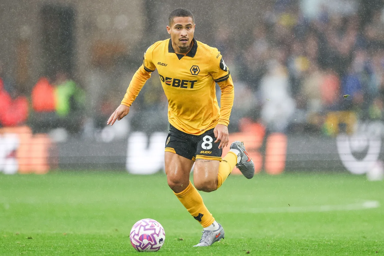 Phóng viên: Liverpool tiếp tục để mắt tới Joao Gomez, Wolves muốn mức phí chuyển nhượng khoảng 40 triệu bảng