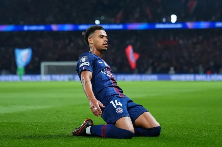 Douai: Những người hâm mộ ở Paris thật tuyệt vời, họ cổ vũ chúng tôi trên sân nhà và sân khách