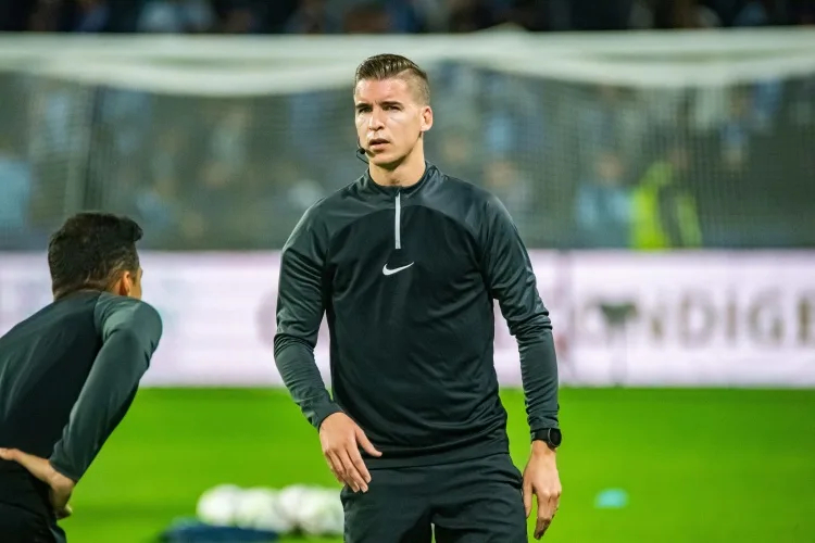UEFA bổ nhiệm Francois Letexier bắt chính chung kết Europa League Freiburg vs Aston Villa