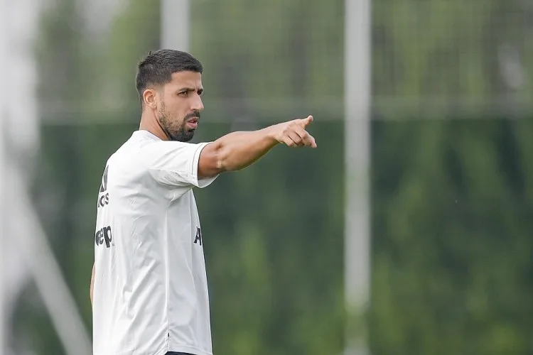 Khedira: Barcelona đã chơi thứ bóng đá hoàn hảo Pantyhose và Neuer định nghĩa thủ môn theo cách riêng của họ.