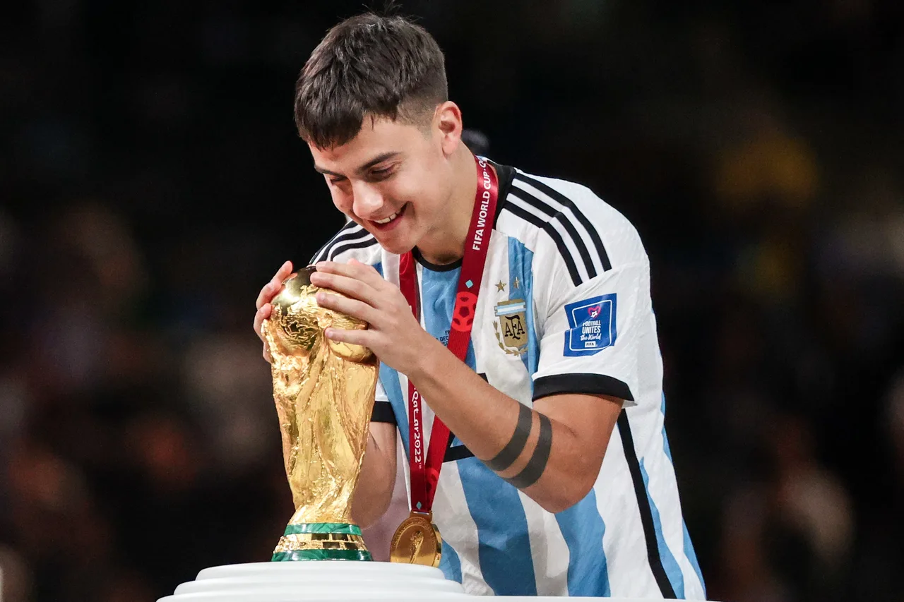 Argentina gạch tên Dybala và Angel Correa khỏi danh sách sơ bộ 55 người dự World Cup