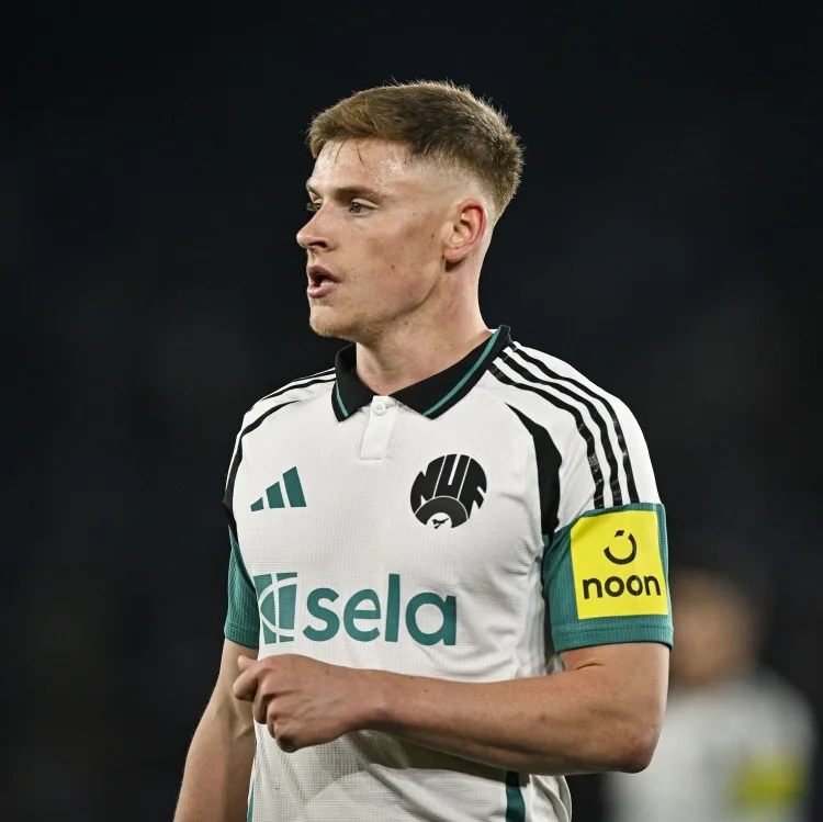 Harvey Barnes: Newcastle trả giá vì xử lý lợi thế không tốt trước Forest