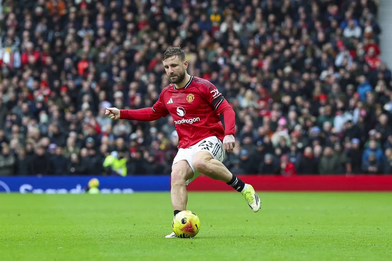 Luke Shaw, Welbeck và Branthwaite sẽ có tên trong danh sách sơ bộ World Cup của Anh