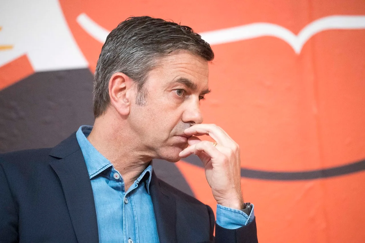 Costacurta: Milan sa thải Maldini sai lầm, rất giỏi tạo bầu không khí cho toàn đội