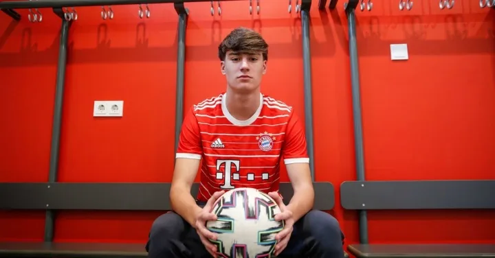 Nuremberg và Bayern đang đàm phán gia hạn hợp đồng thuê Javier Fernandez, nhiều đội bóng quan tâm đến cầu thủ này.
