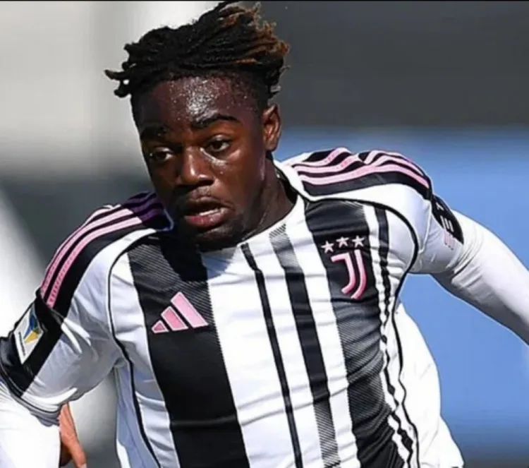 Phóng viên: Juventus đàm phán gia hạn với hậu vệ 19 tuổi Josue Grello tới năm 2028