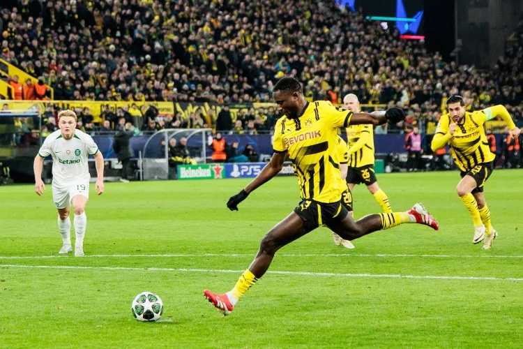 Guirassy muốn rời Dortmund hè này, CLB vẫn tìm cách giữ chân