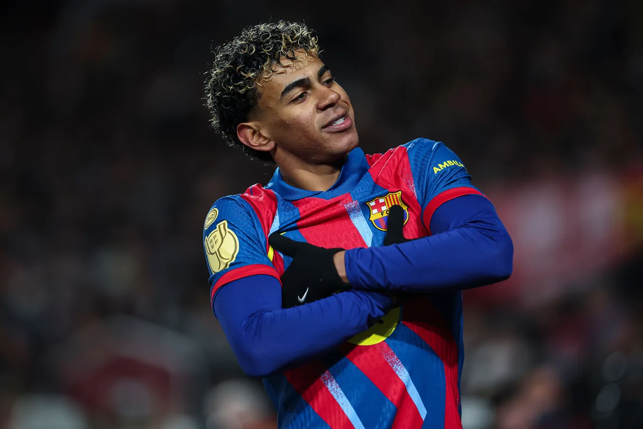 Yamal: Barca là CLB của cả cuộc đời tôi, chúng tôi luôn chiến đấu vì CĐV