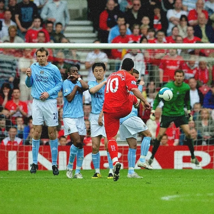 Mười tám năm trước, Tôn Kế Hải thua 1-8 trước Middlesbrough trong trận chia tay Manchester City. Vào tháng 9, Manchester City đã được mua lại.
