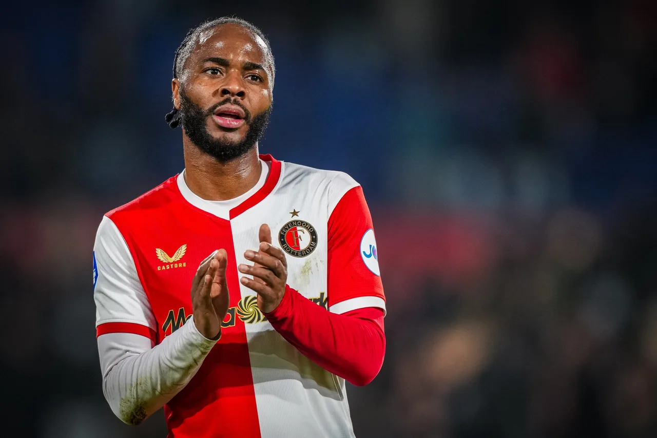 The Athletic: Sterling sa sút ở Feyenoord, tương lai tuổi 31 bị đặt dấu hỏi lớn