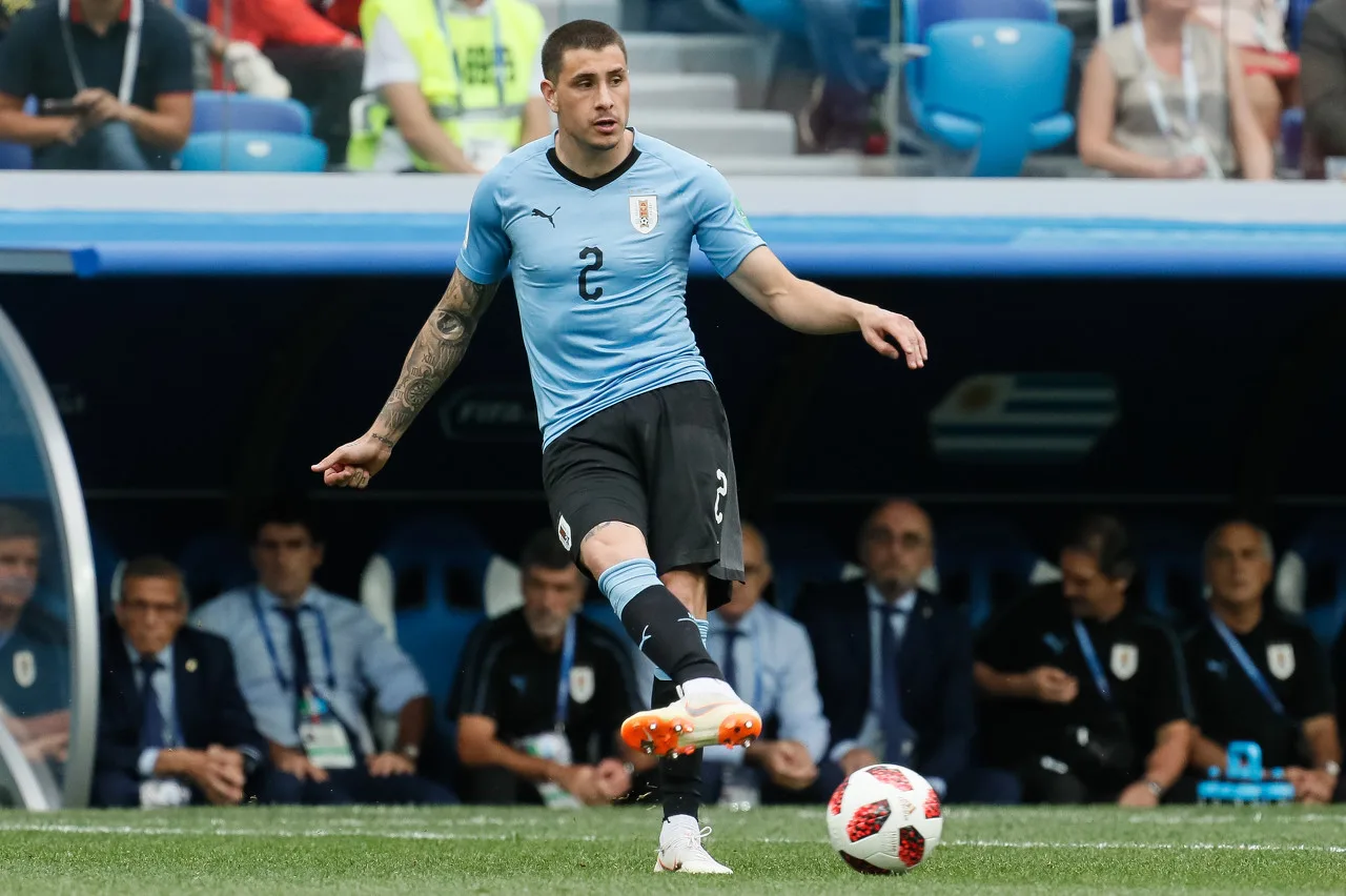 La Liga: Marca: Hậu vệ Jimenez của Atletico Madrid bị bong gân mắt cá chân nghiêm trọng và khả năng tham dự World Cup của anh đang bị nghi ngờ