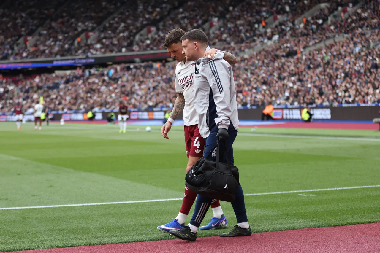 Sky Sports: Ben White không cần phẫu thuật và vẫn kịp chạy đua World Cup