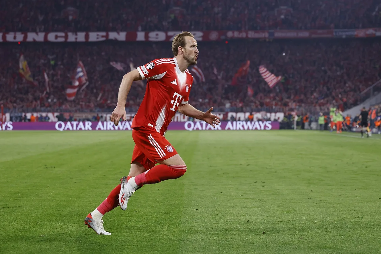 Falk: Kane xin hoãn đàm phán gia hạn hợp đồng, Bayern hy vọng chốt hợp đồng mới trước World Cup