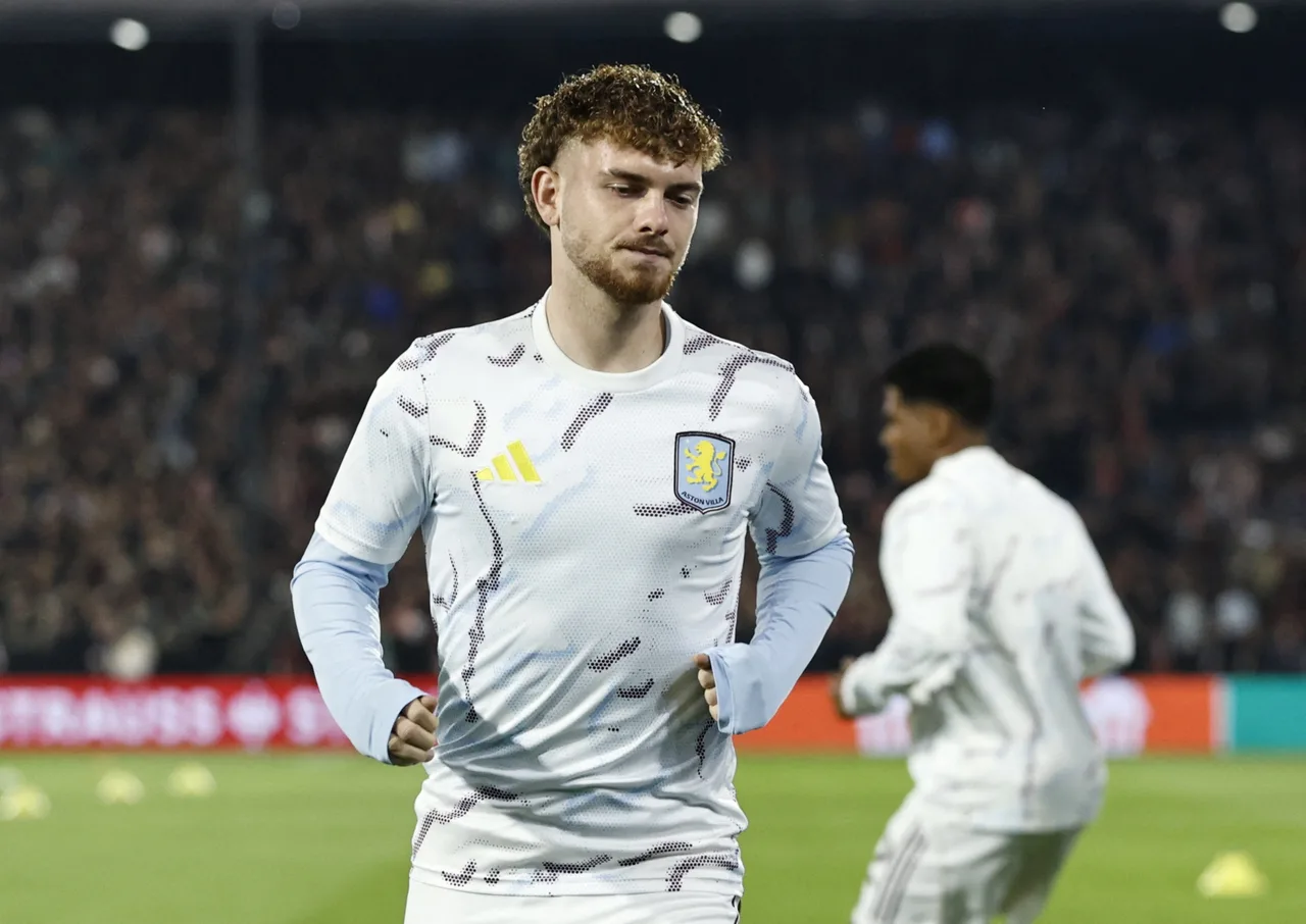 Nếu Slott tiếp tục làm HLV ở mùa giải tới, Elliott khó có tương lai ở Liverpool