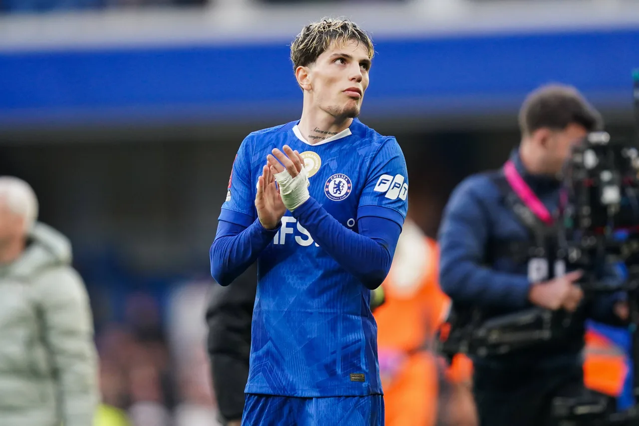 Cầu thủ cũ: Chelsea nên tìm cách bán Garnacho và Gittens, những người có phong độ không như mong đợi