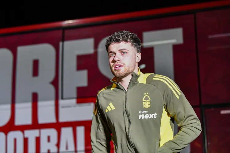 Man United và nhiều đội khác quan tâm đến Neco Williams, còn Forest đã bắt đầu đàm phán gia hạn hợp đồng