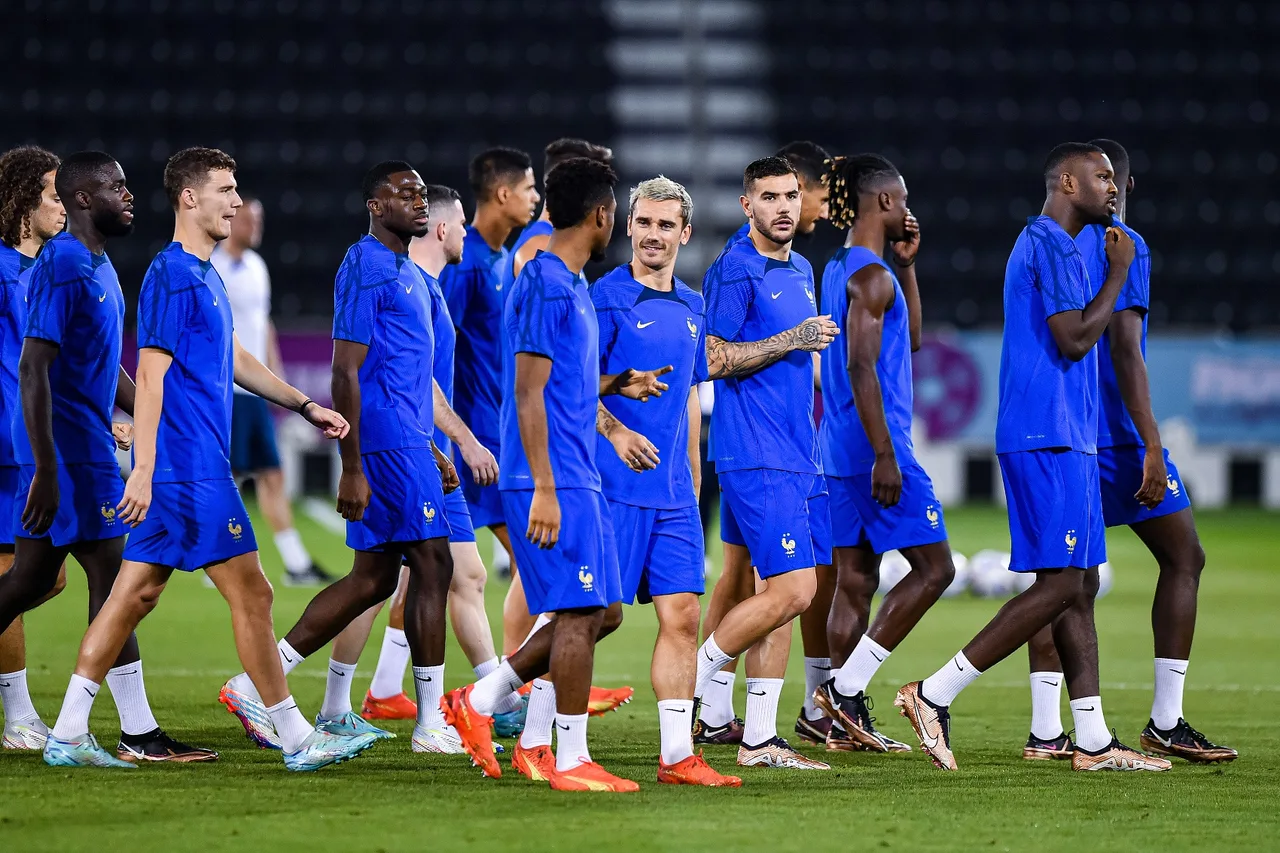 Pháp chính thức công bố đội hình dự World Cup! Hãy nói về chất lượng của đội hình này? Ai xứng đáng được chọn hơn?