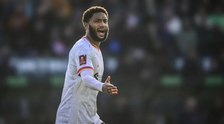 Moretto: Joe Gomez đã được đề nghị trở lại Milan trong những ngày gần đây và chỉ được giữ lại như một phương án thay thế vào thời điểm hiện tại.