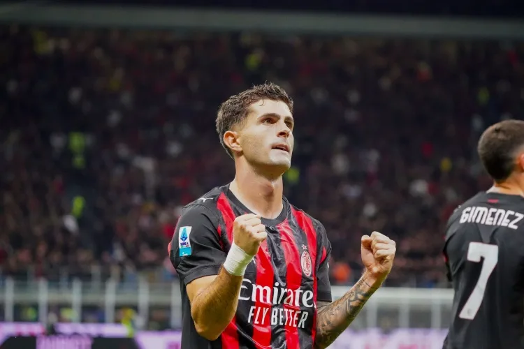 Pulisic: Khi còn trẻ, tôi thường mơ ước được nâng cao chức vô địch World Cup và đến nay tôi vẫn giữ niềm tin này.