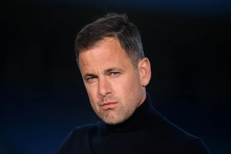 Joe Cole nghi Chelsea dùng tin Alonso để giảm áp lực sau thất bại