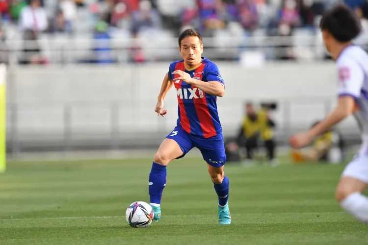 Keisuke Honda nói về Yuto Nagatomo: Tôi rất tôn trọng anh ấy. Nhìn ra thế giới, hiếm khi được tham dự World Cup 5 lần.