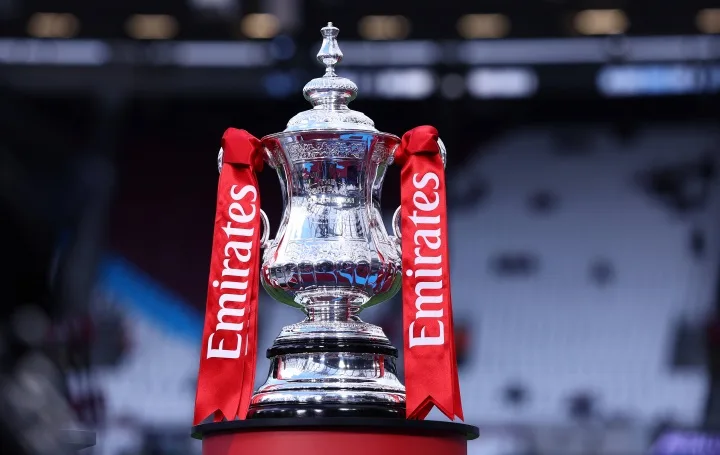 Số danh hiệu FA Cup: Arsenal đứng nhất với 14 vương miện, Man United đứng thứ hai với 13 vương miện, Man City hòa với 3 đội với 8 vương miện