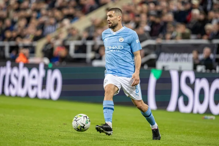 Kovacic: Vô địch FA Cup mang lại động lực to lớn và chúng tôi đã sẵn sàng cho 2 trận cuối