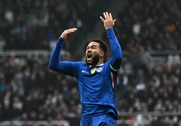 Điều đó phụ thuộc vào Anh Long! James nói về tương lai của Chelsea: Tôi nghĩ mấu chốt là sự ổn định