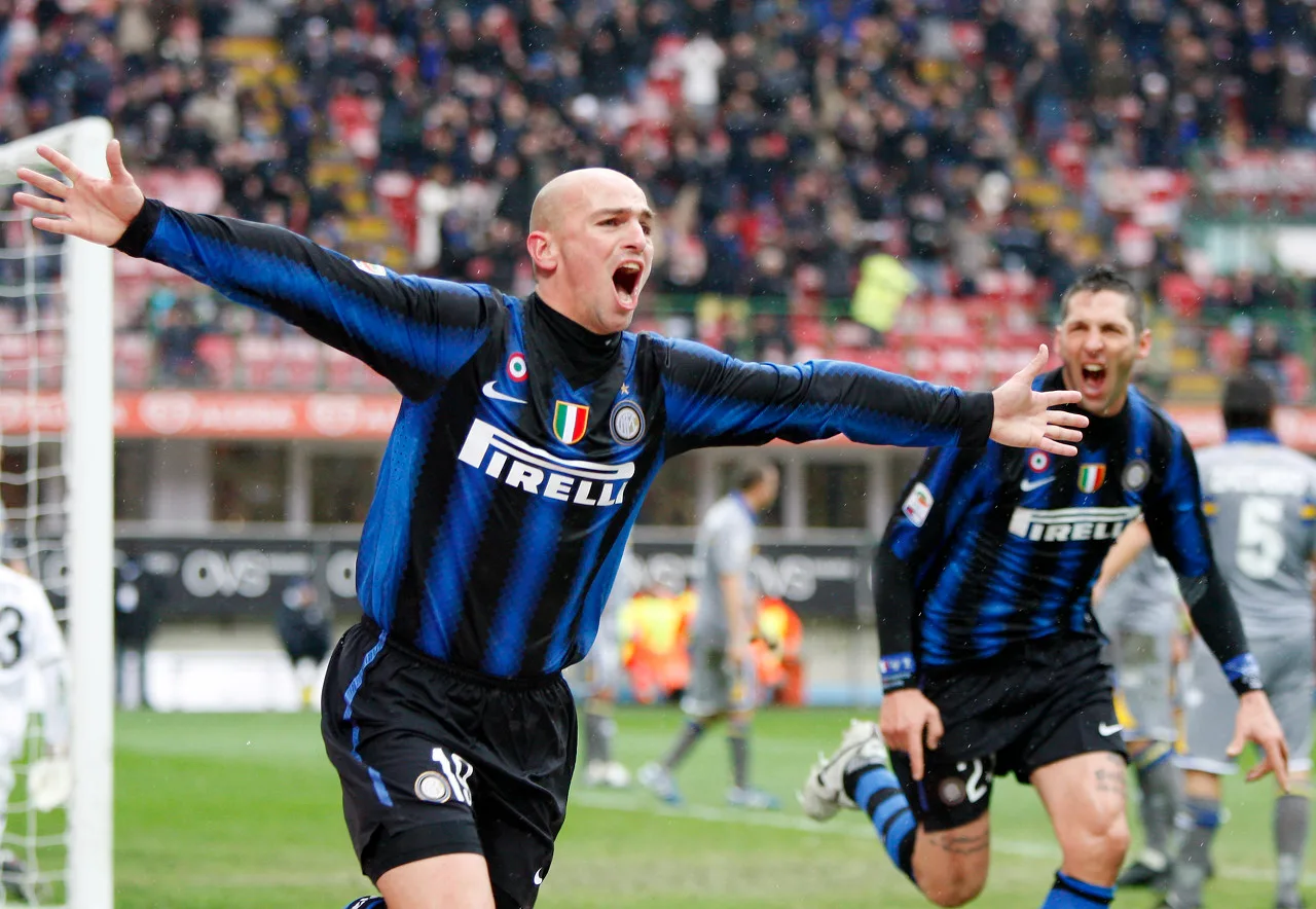 Cambiasso: Chivu chứng tỏ khả năng huấn luyện, đêm ăn mừng kéo dài