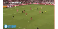 Thiên Tú! Messi đi bóng liên tục xé nát hàng phòng ngự, thoát khỏi vòng vây 4 người và kiến tạo cho Beltrame ghi bàn