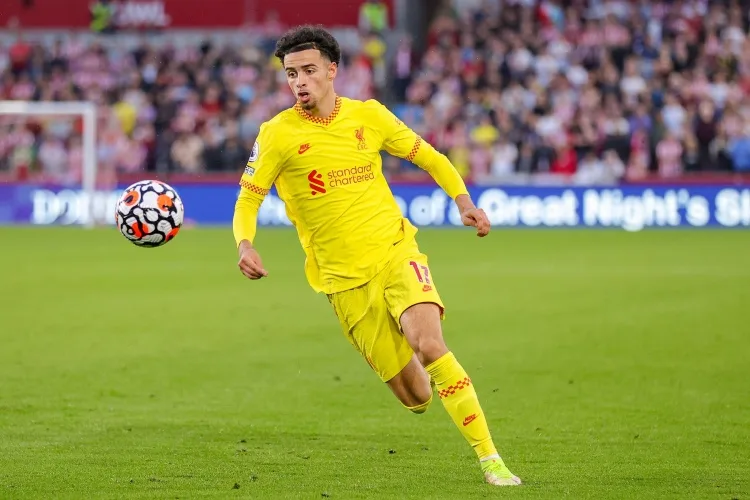 Thames: Inter Milan dự định theo đuổi Curtis Jones một lần nữa vào mùa hè này, trong khi Liverpool đang chú ý đến Dumfries