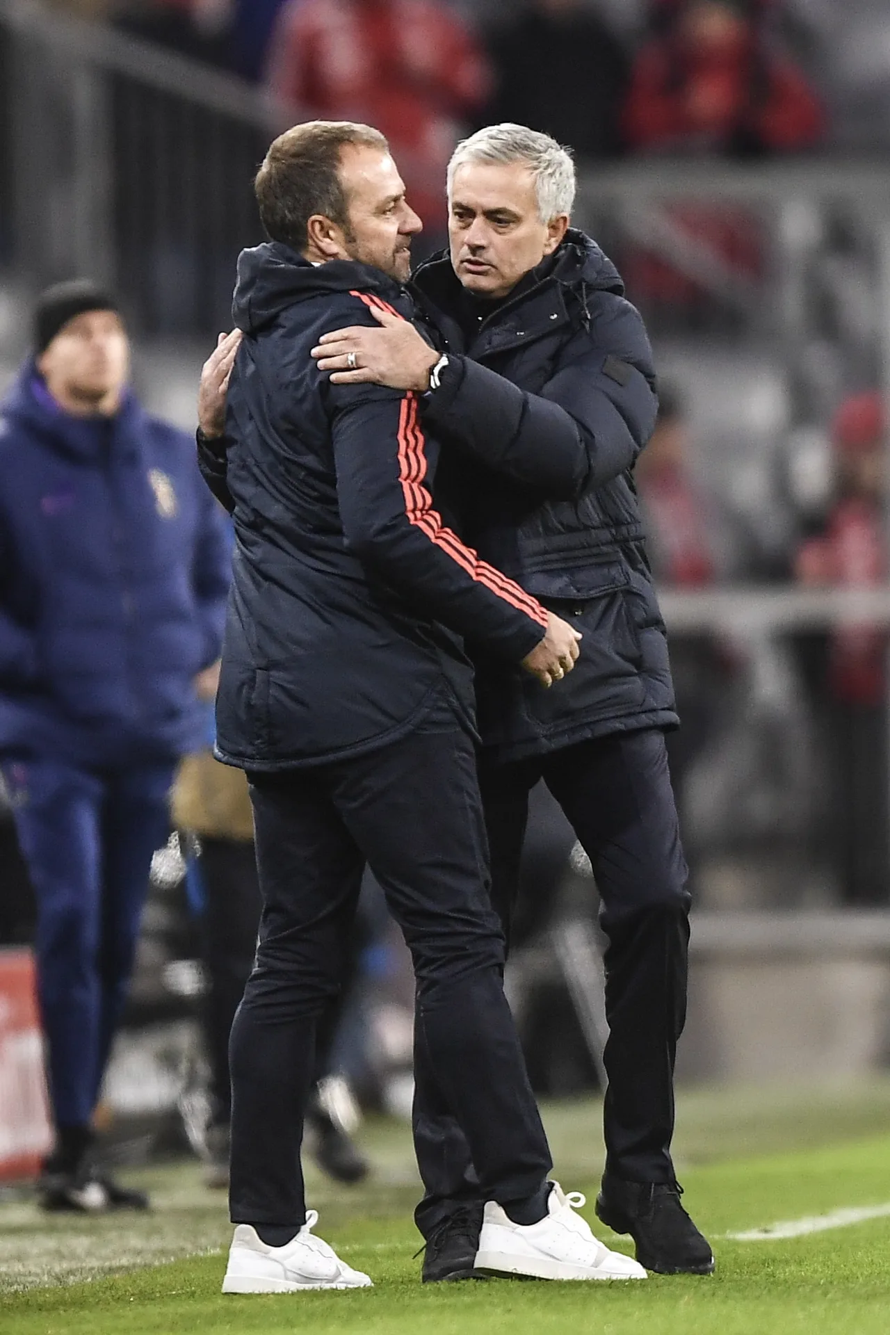 Cuộc đụng độ vào mùa giải tới! Mourinho mới chỉ đấu với Flick một lần trước đây là Bayern 3-1 Tottenham vào năm 2019