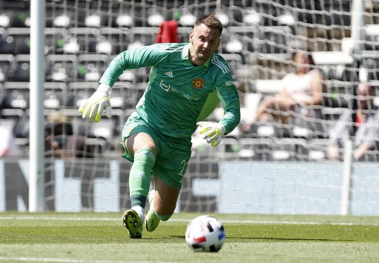 Romano: Thủ môn 40 tuổi Heaton đã đồng ý gia hạn hợp đồng với Man United đến tháng 6 năm 2027