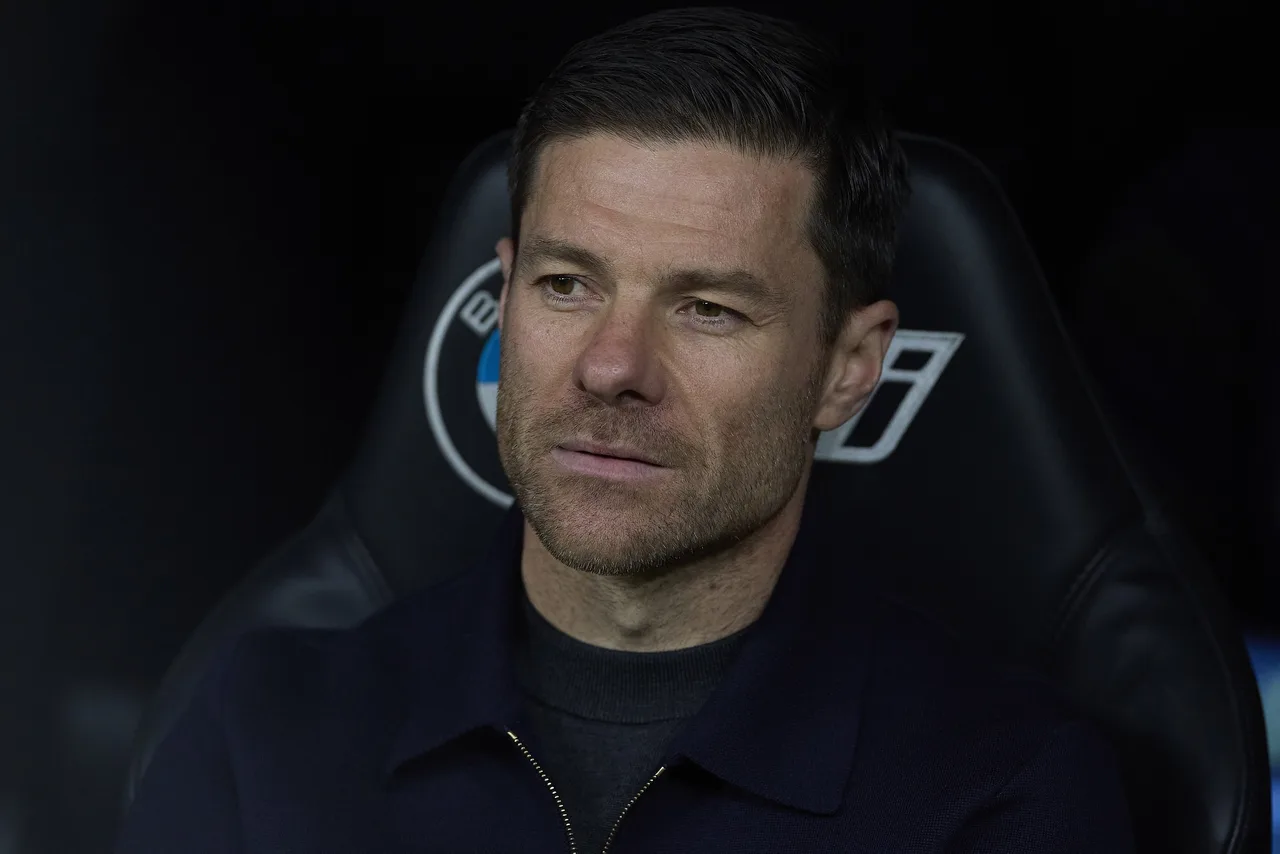 Chelsea thật chân thành! ESPN: Alonso đang chờ đợi những lời đề nghị từ Liverpool và Man City trong những tháng gần đây