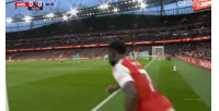 Havertz đánh đầu mở tỷ số, Arsenal vượt lên trước Burnley