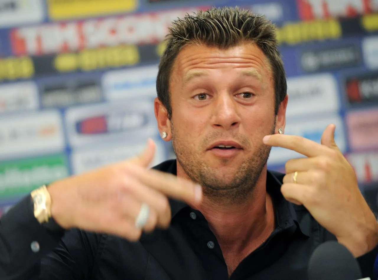 Cassano: Florentino điên rồi, việc điên rồ nhất là mời Mourinho về