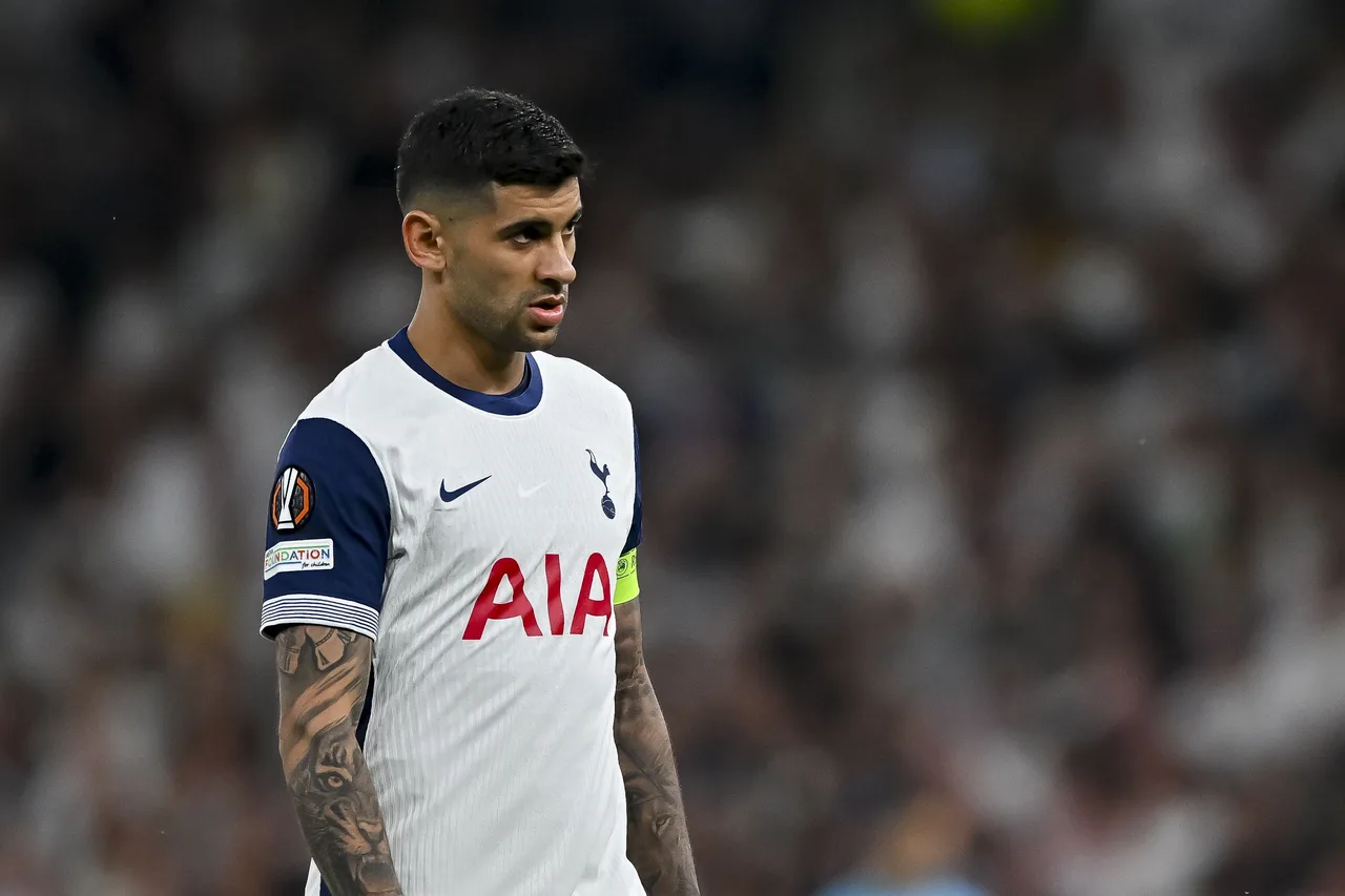 Mọi bài viết: Barcelona quan tâm đến hậu vệ Romero của Tottenham. Nếu Tottenham xuống hạng, giá sẽ giảm đáng kể.