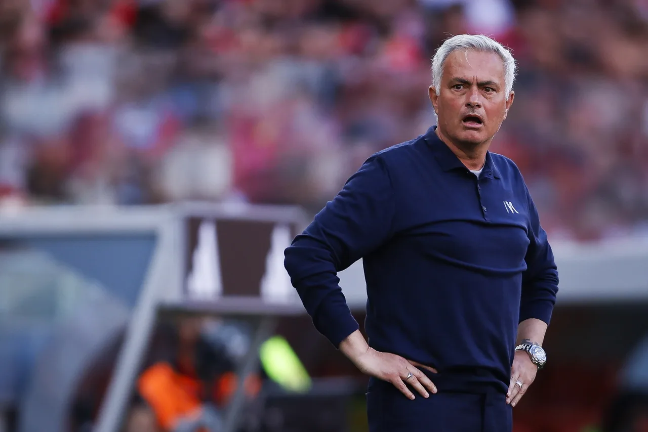 Thông báo chính thức sắp ra mắt! Truyền thông Bồ Đào Nha: Mourinho dự kiến ​​sẽ chính thức công bố việc bổ nhiệm làm huấn luyện viên Real Madrid vào Chủ nhật