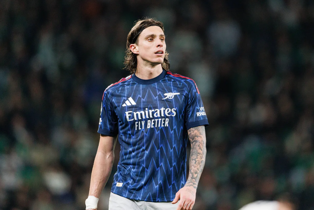 Rất hiếm! Calafio là cầu thủ Italy thứ 5 vô địch Premier League