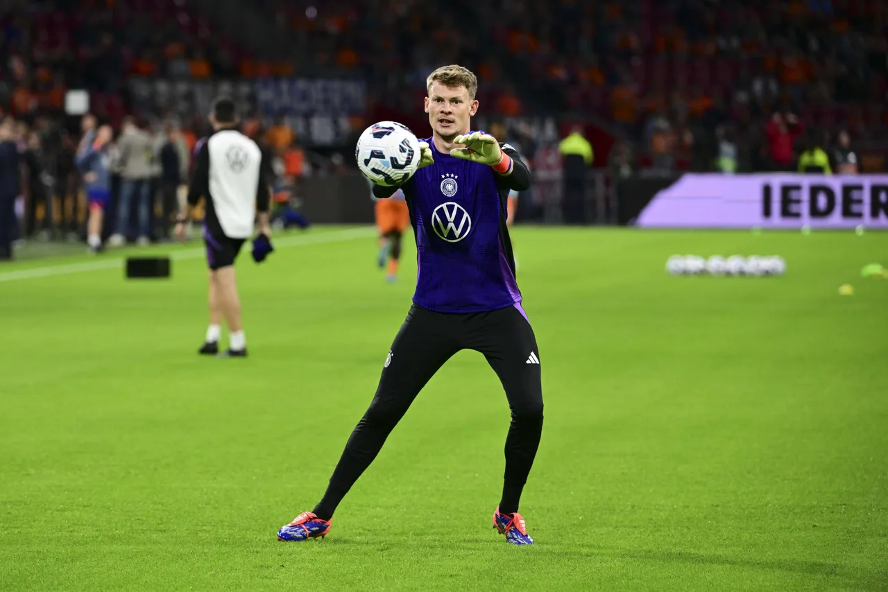 De Sky: Nubel sẽ được chọn vào đội tuyển Đức dự World Cup với vai trò thủ môn thứ ba