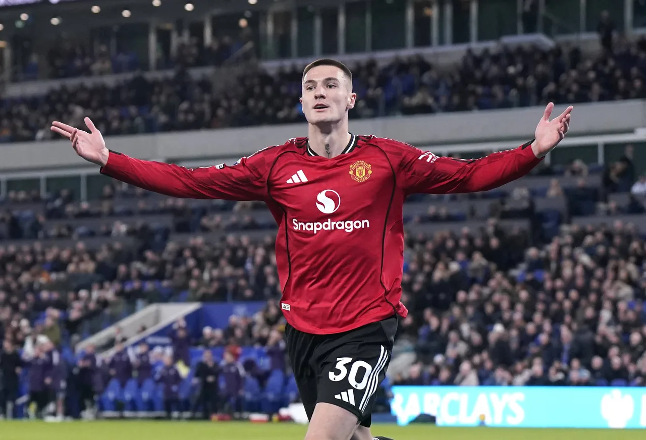 Sheshko: Thần tượng của tôi là Ibrahimovic và Man United sẽ tạo cú hích mạnh mẽ cho chức vô địch Premier League mùa tới