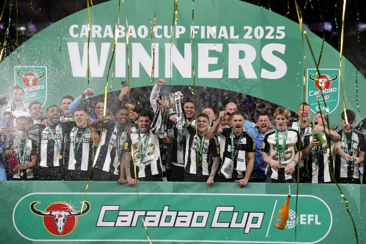 The Times: PIF chuẩn bị bán cổ phần ở Newcastle 25% để huy động hơn 300 triệu bảng