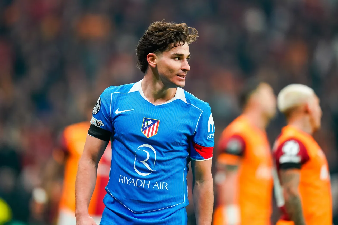 Hãy lấp chỗ trống mà Lewandowski để lại! Aspen: Barcelona tập trung vào Alvarez và Joao Pedro