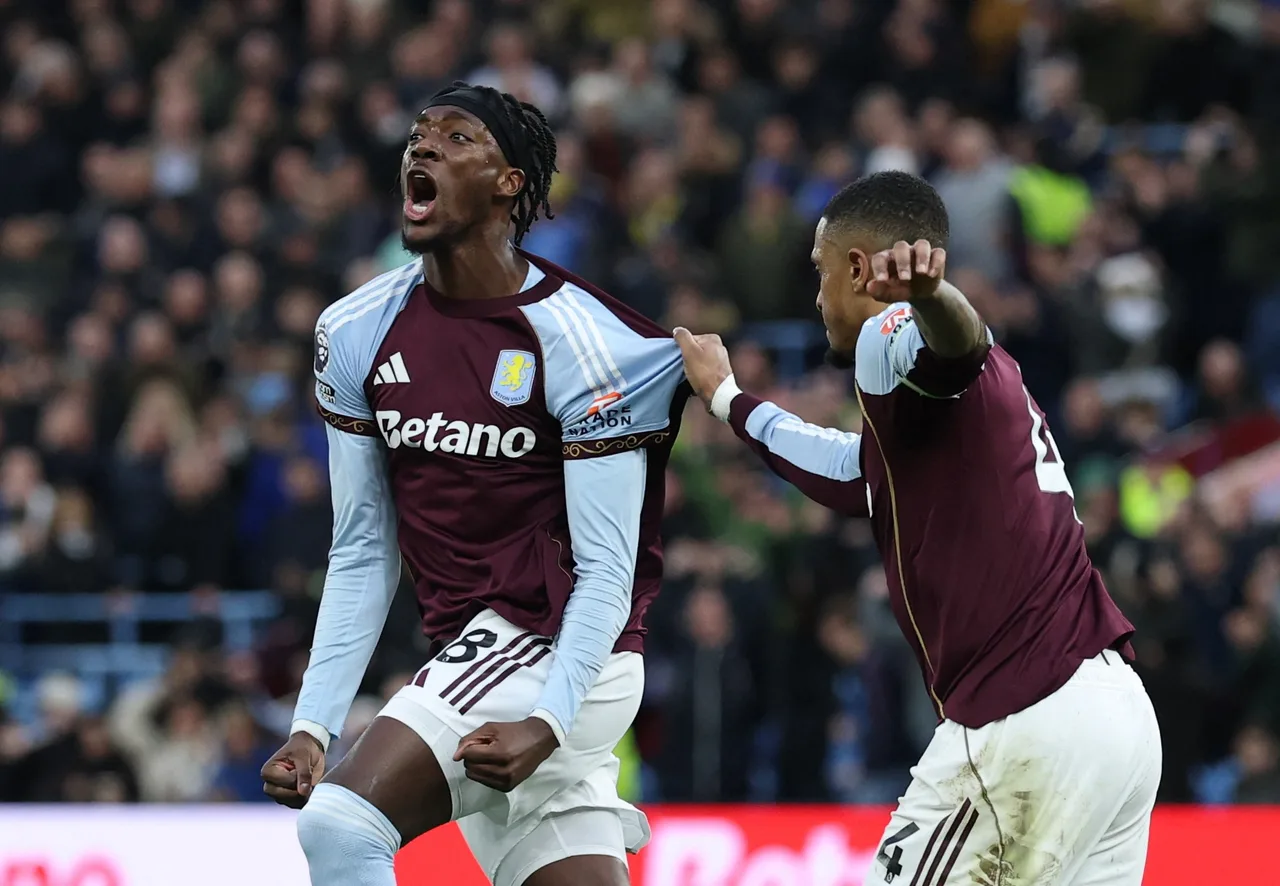 Sau khi vô địch Europa League cùng Villa, Abraham trở thành tay vợt thứ hai giành được Grand Slam châu Âu.
