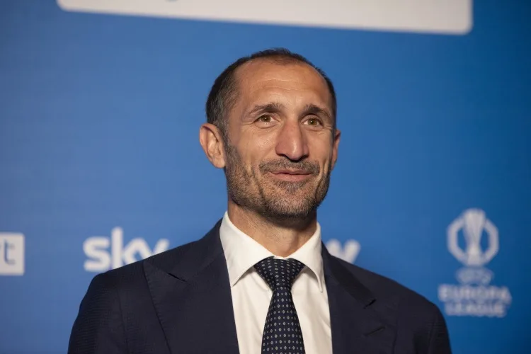 Phóng viên: Elkann có xu hướng mở rộng quyền lực của Chiellini và Spalletti