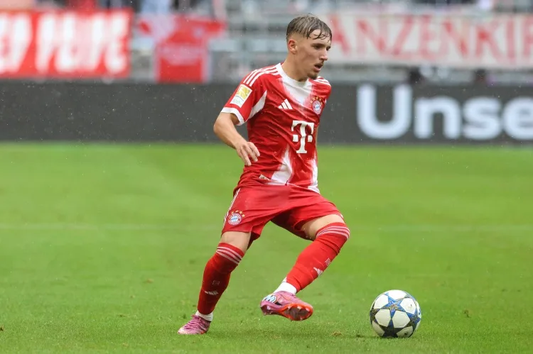 Cựu HLV Stuttgart: Tôi từng có cơ hội ký hợp đồng với Karl nhưng anh ấy đã chọn Bayern. Nashuai có thể dẫn dắt đội tuyển Đức tốt